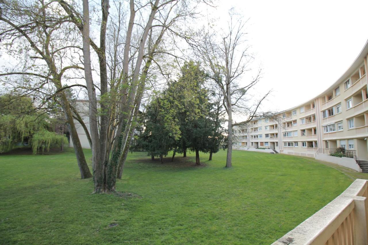 Derniere Reservations Avant Indisponibilite En Septembre Pour 12 Mois, Illimites Jacuzzi Spa Bain A Remous Interieur, Sauna Interieur, Parking Reserve, Vue Et Acces Parc, Prestations Uniques, 1Er Etage Corbeil-Essonnes Εξωτερικό φωτογραφία